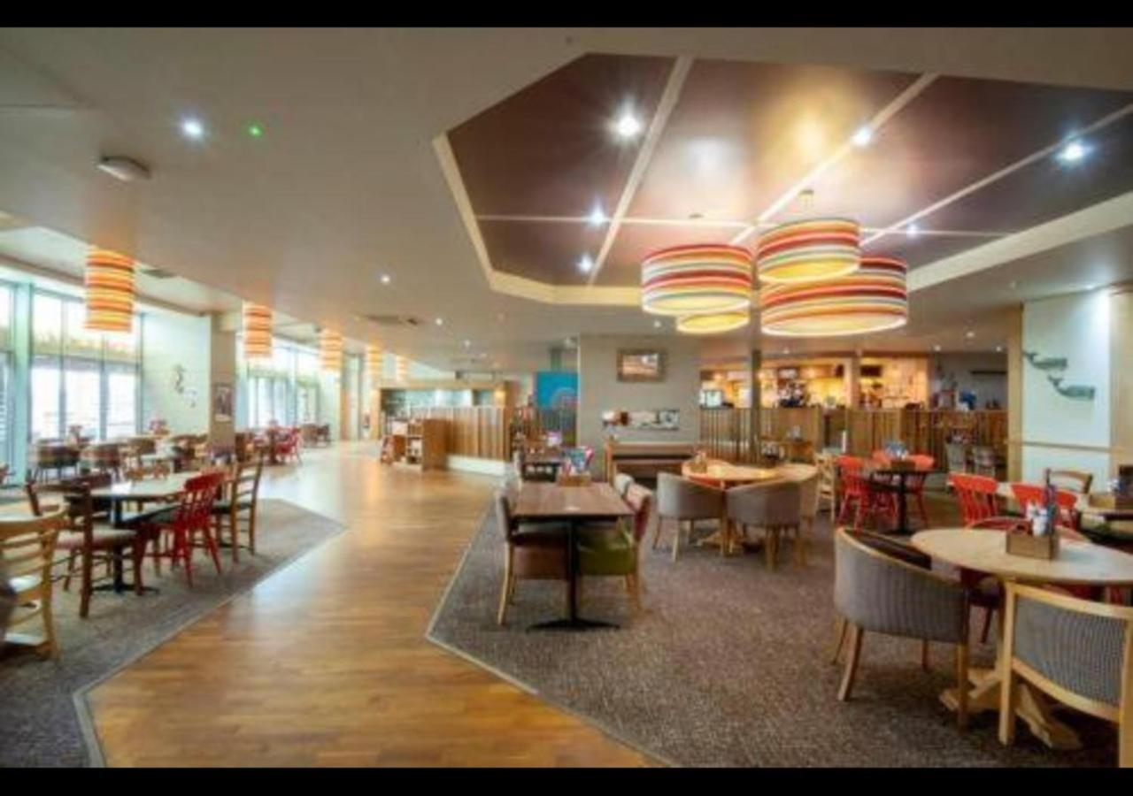 K90 - Chalet - Parkdean Resorts, Camber Sands Exterior photo