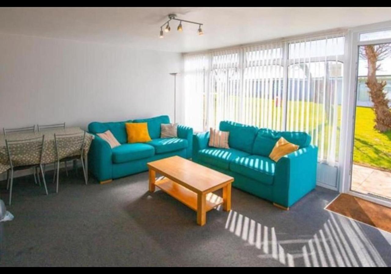 K90 - Chalet - Parkdean Resorts, Camber Sands Exterior photo